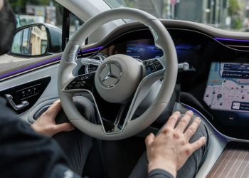 Comment assurer votre voiture semi-autonome sans vous ruiner