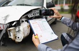 Sinistres auto : faut-il vraiment tout déclarer à son assureur ?