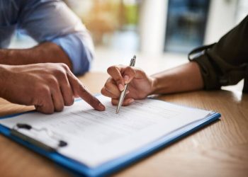 Comprendre les essentiels d’un contrat d’assurance automobile