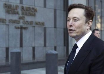 découvrez la réaction d'elon musk suite à l'annulation de 4000 gâteaux par tesla. un aperçu intrigant sur la gestion des ressources et les choix inattendus de l'entreprise au cœur de l'actualité.