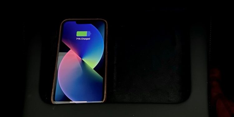 découvrez comment recharger votre voiture tesla avec hertz. informations pratiques sur les stations de recharge, conseils d'utilisation et options de locations pour profiter pleinement de votre expérience de conduite électrique.