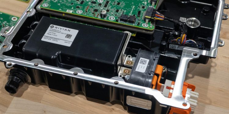 découvrez les performances et l'innovation des moteurs rivian, conçus pour offrir une expérience de conduite écologique et high-tech. plongez dans l'univers des véhicules électriques rivian et explorez leurs caractéristiques uniques.