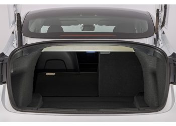 découvrez l'autonomie impressionnante de la tesla model 3, alliant performance et efficacité énergétique. explorez ses caractéristiques innovantes et la technologie qui vous permet de parcourir de longues distances en toute sérénité.