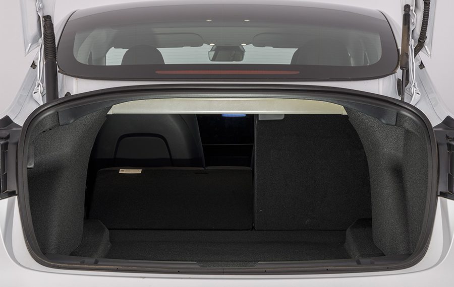 découvrez l'autonomie impressionnante de la tesla model 3, alliant performance et efficacité énergétique. explorez ses caractéristiques innovantes et la technologie qui vous permet de parcourir de longues distances en toute sérénité.