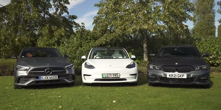 découvrez le duel incontournable entre la mercedes cla 3 et la tesla model 3. comparez leur design, performances, technologies et fonctionnalités pour trouver la berline qui correspond le mieux à vos besoins. un guide essentiel pour les amateurs de voitures de luxe et de conduite électrique.