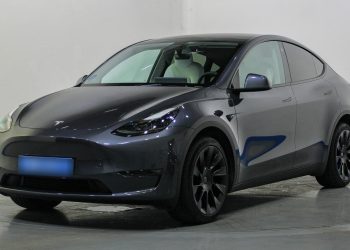 découvrez les meilleures offres et remises sur le tesla model y. profitez d'économies exceptionnelles sur ce suv électrique alliant performance, confort et technologie avancée. ne manquez pas votre chance d'acquérir la voiture de vos rêves à prix réduit !