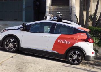 découvrez le futur de la mobilité avec les robotaxis de san francisco. cette innovation révolutionne le transport urbain en offrant des trajets sûrs, rapides et autonomes. plongez dans l'univers des véhicules autonomes et explorez comment san francisco devient un leader dans cette technologie de pointe.