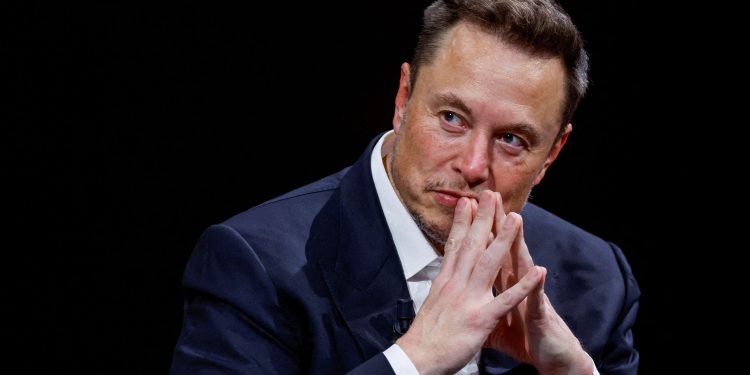 découvrez le rôle surprenant d'elon musk, l'entrepreneur visionnaire derrière des innovations révolutionnaires comme tesla et spacex. plongez dans son influence sur la technologie et l'avenir de l'humanité.