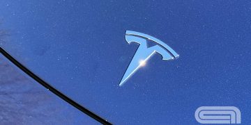 découvrez l'histoire surprenante d'une boulangère française confrontée à la faillite et comment tesla, avec ses innovations, pourrait inspirer les petites entreprises à surmonter des défis financiers. une analyse captivante entre l'industrie automobile et l'artisanat local.