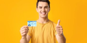 Aide permis de conduire jeune 16-25 ans : tous les dispositifs en 2026