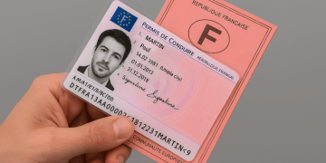 Nouveau permis de conduire : format, validité et démarches