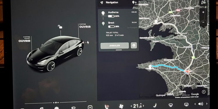 découvrez les défis rencontrés par les acheteurs de tesla face aux limitations des bornes de recharge rapide, et comment cela impacte leur expérience de conduite électrique.