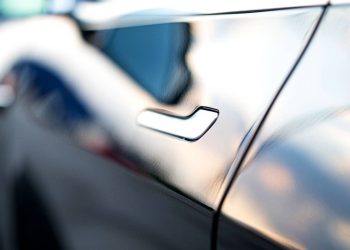 découvrez notre sélection de poignées design pour tesla, alliant élégance et fonctionnalité pour sublimer votre véhicule électrique.