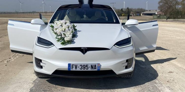 découvrez les meilleures offres de location de tesla au royaume-uni. profitez de tarifs compétitifs et d'une expérience de conduite électrique unique avec nos options flexibles.