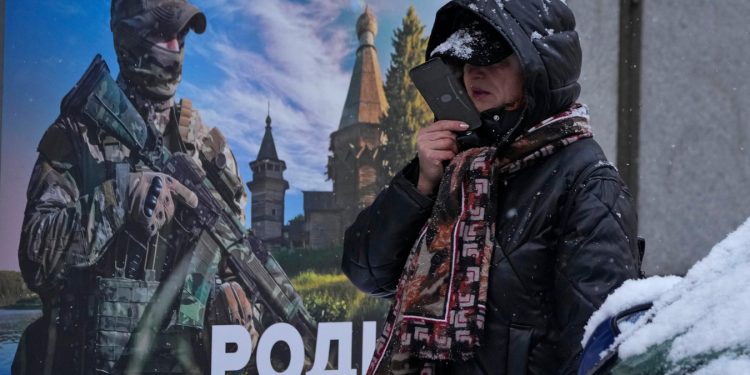 découvrez comment les pertes massives de tesla suscitent l'inquiétude d'elon musk face aux commentaires de donald trump.