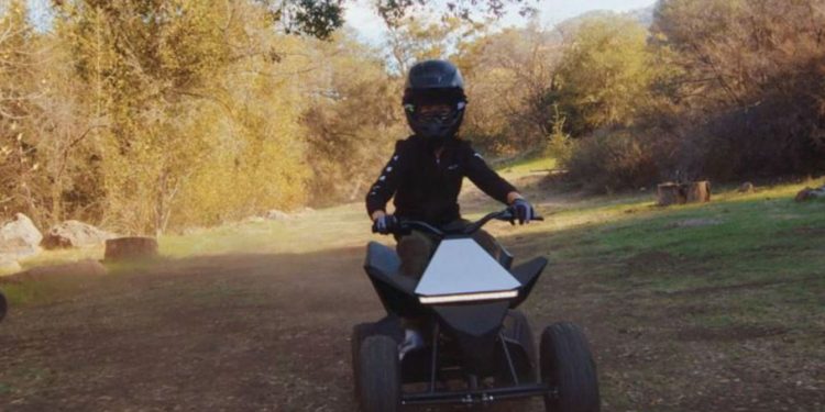 découvrez les fonctionnalités de sécurité avancées de tesla pour protéger vos enfants lors de vos trajets.