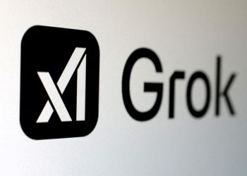 découvrez la stratégie mise en place par tesla pour retenir elon musk au sein de l'entreprise et assurer son engagement à long terme.