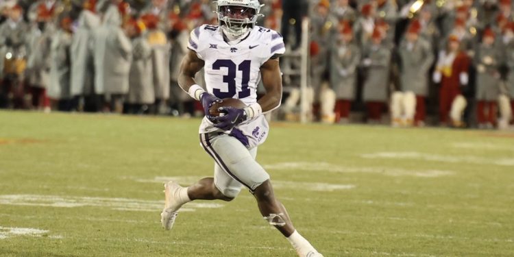 découvrez comment tesla déploie une stratégie audacieuse à berlin pour révolutionner le marché automobile et renforcer sa présence en europe.