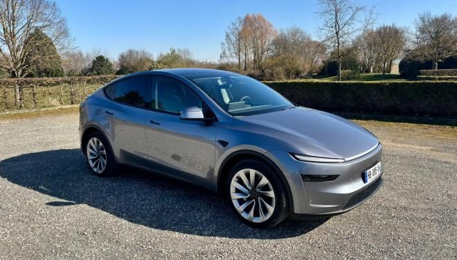 découvrez le nouveau tesla model y performance présenté au salon auto de lyon : innovation, design et puissance au rendez-vous pour une expérience de conduite exceptionnelle.