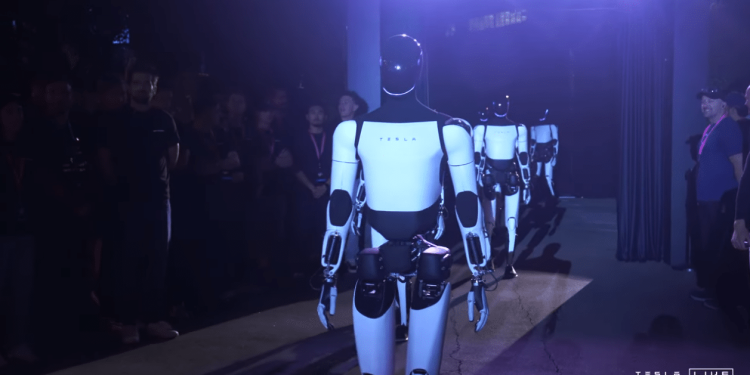 tesla lance le déploiement de 1 000 robotaxis équipés d'un chauffeur humain, alliant innovation technologique et sécurité pour révolutionner le transport urbain.