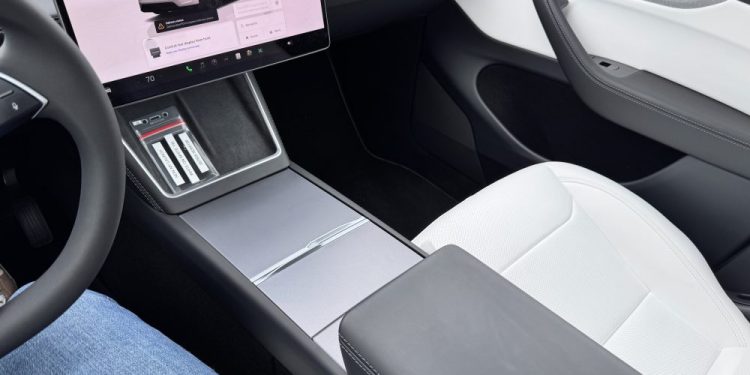 découvrez les nouveautés et améliorations à venir de la tesla model y, incluant les dernières innovations technologiques, les mises à jour design et les performances optimisées.