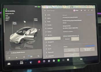 découvrez un test impressionnant de grok réalisé dans deux tesla, mettant en lumière les performances et l'innovation technologique des véhicules électriques.
