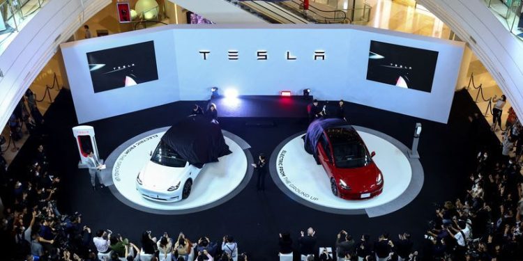 découvrez la baisse de 20% des ventes de tesla en allemagne en novembre, analyse des causes et perspectives du marché automobile électrique.