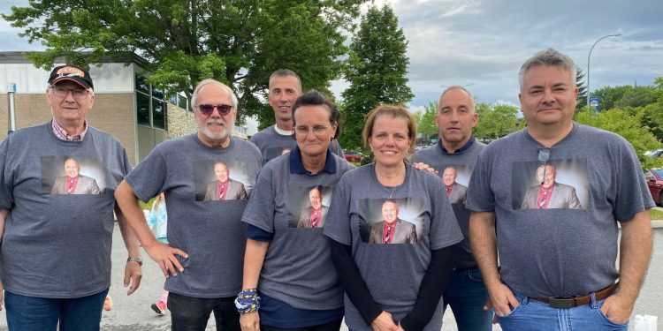 byd annonce une baisse de ses bénéfices de 19 % après avoir enregistré une année record, soulignant les défis à venir pour le constructeur automobile.