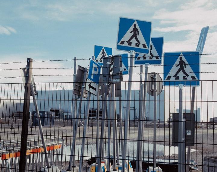 découvrez un an après northvolt comment la technologie verte suédoise s'impose comme un modèle de résilience et d'innovation durable pour l'avenir énergétique.