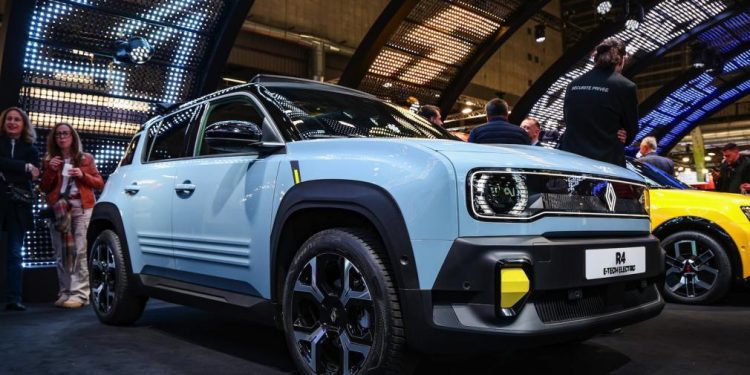 découvrez le suv urbain tesla à seulement 25 000 €, alliant design innovant, technologie de pointe et performance écologique pour une conduite durable en ville.