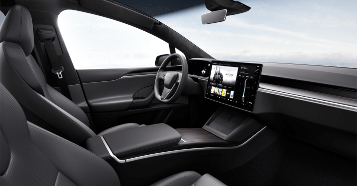tesla corrige un bug affectant la conduite autonome en mode parking, améliorant ainsi la sécurité et la fiabilité de ses véhicules.