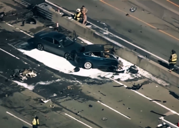 Tesla dissimule plusieurs accidents impliquant ses robotaxis, certains particulièrement gênants