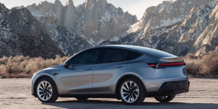 Tesla rappelle des milliers de Model Y à cause d&rsquo;une étiquette manquante : un détail crucial négligé