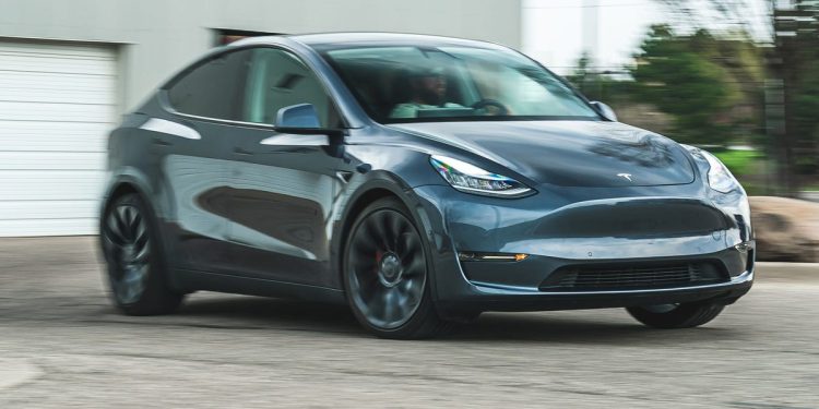 tesla rappelle le model y en raison d'un défaut surprenant affectant la sécurité et la performance du véhicule. découvrez les détails et les mesures à prendre.