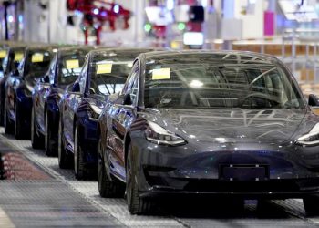 découvrez le lancement du tesla cybercab, une révolution dans le domaine des véhicules autonomes alliant innovation, technologie de pointe et design futuriste.